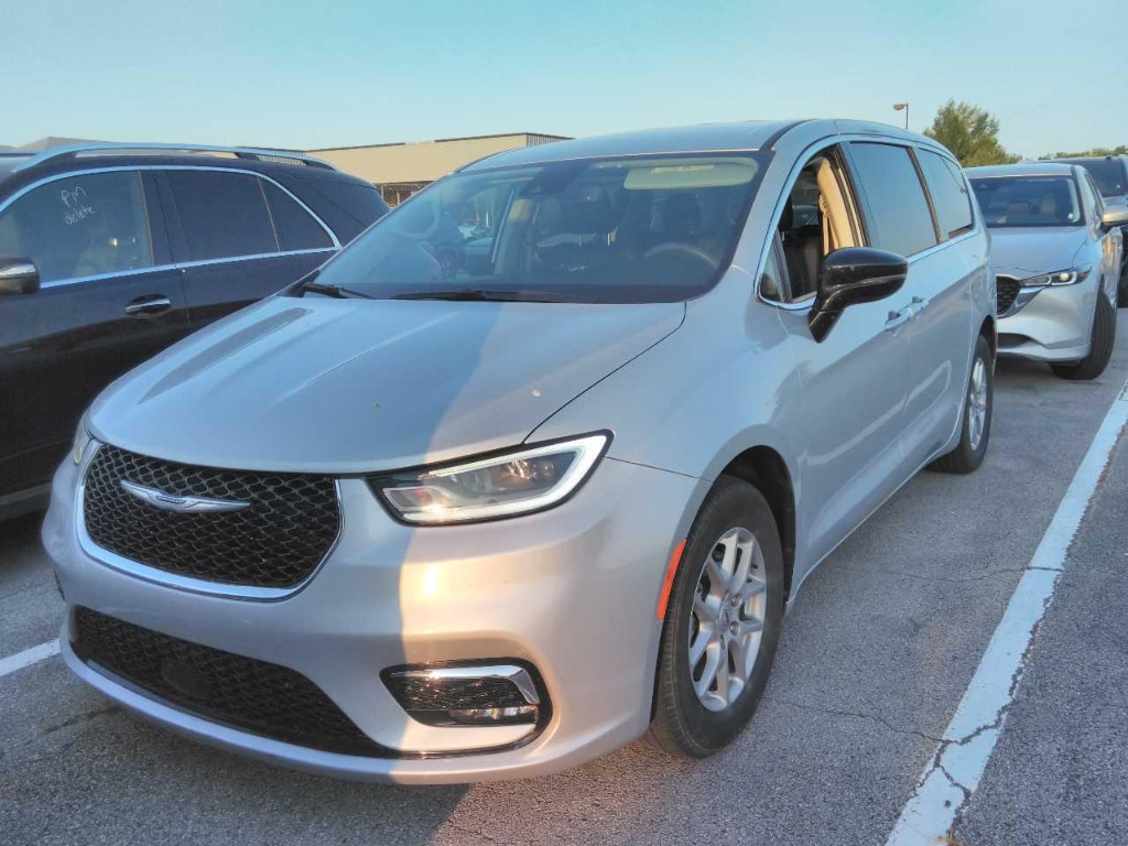 2024 Chrysler Pacifica