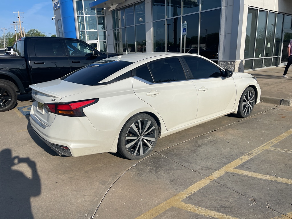 Used 2020 Nissan Altima 2.5 SR Sedan