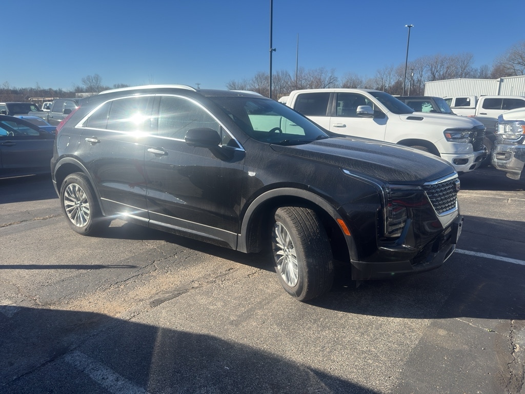 2025 Cadillac XT4 Premium Luxury's photo