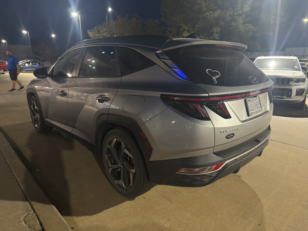 2022 Hyundai Tucson SEL Convenience photo 3