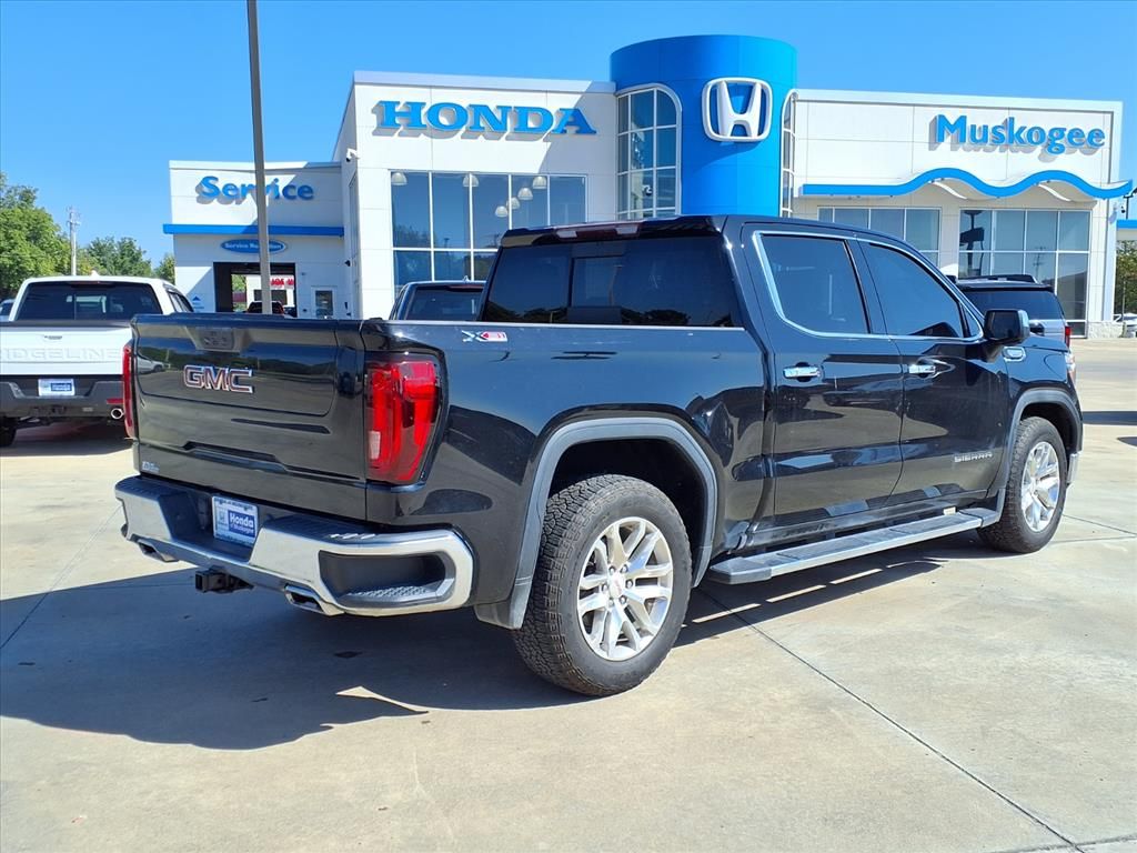 2021 Gmc Sierra 1500 SLT photo 2