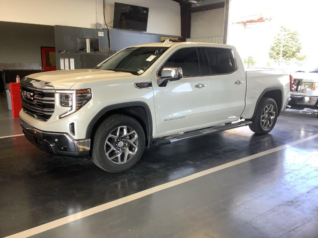 2023 Gmc Sierra 1500 SLT photo 2