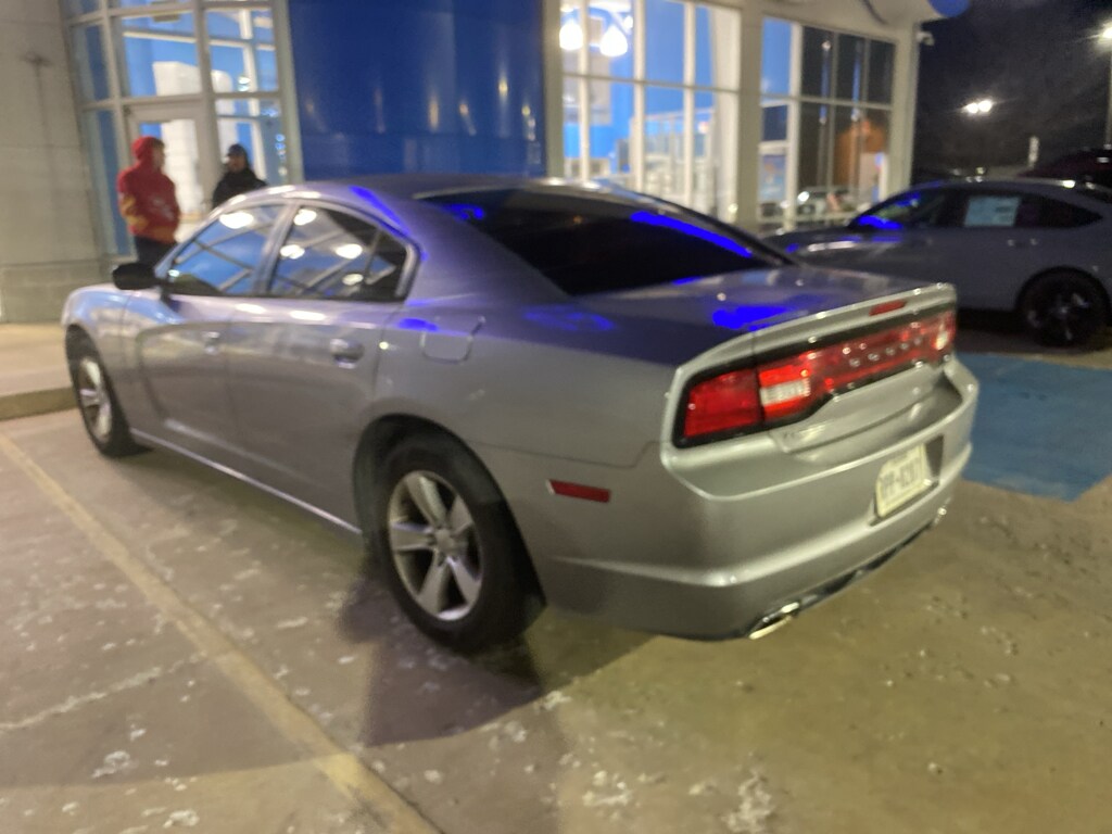 Used 2014 Dodge Charger SE Sedan