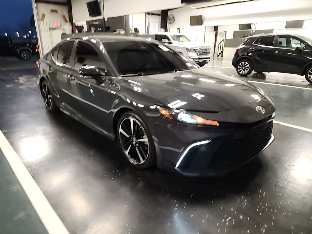 Used 2025 Toyota Camry Hybrid SE Sedan