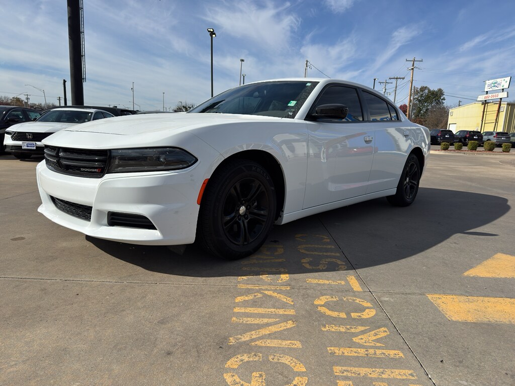 2023 Dodge Charger SXT photo 4