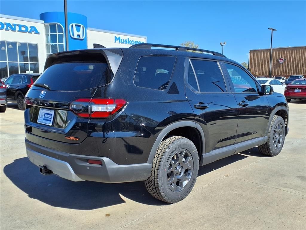 New 2025 Honda Pilot TrailSport SUV
