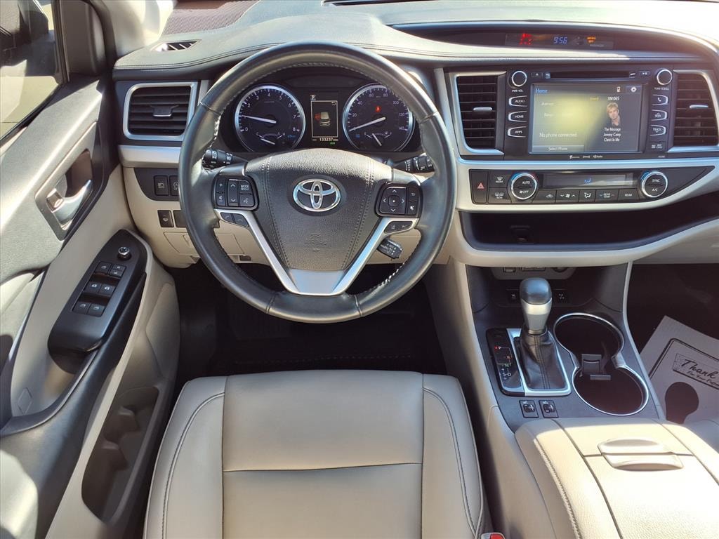 Used 2019 Toyota Highlander XLE Sport Utility