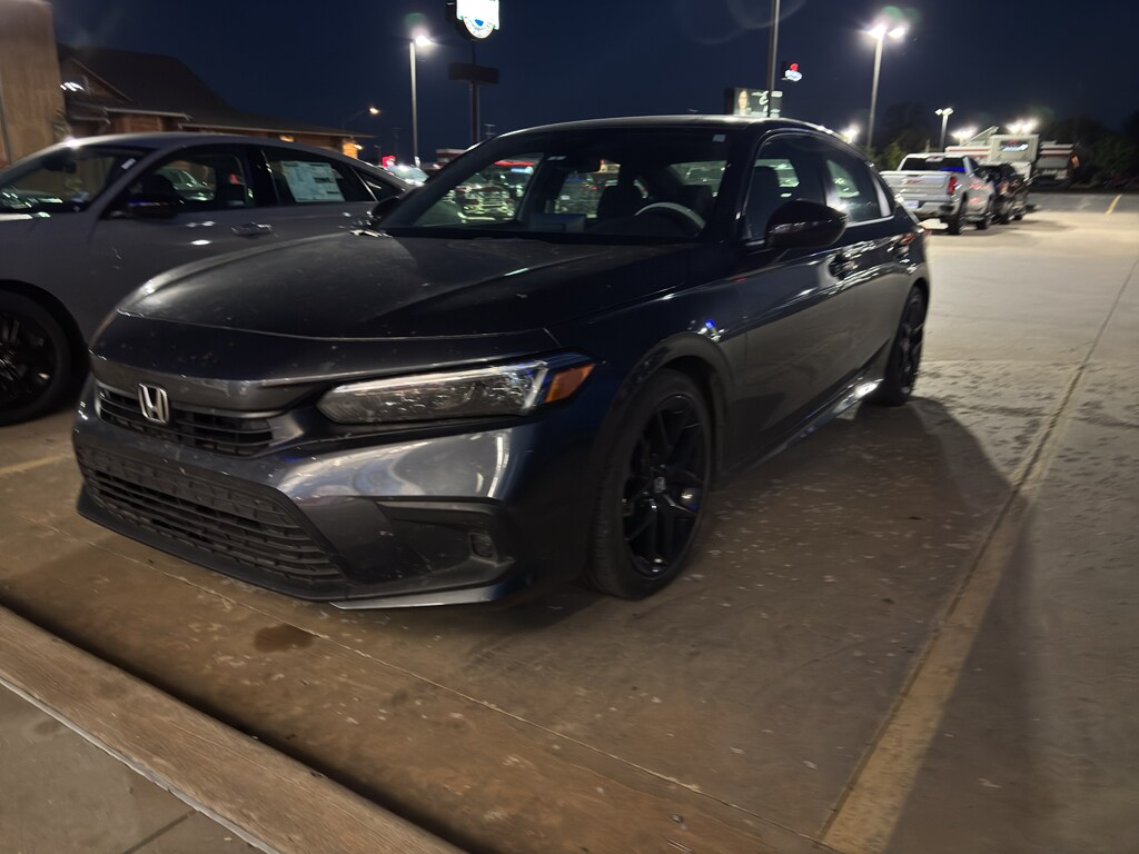 2024 Honda Civic Sport photo 2