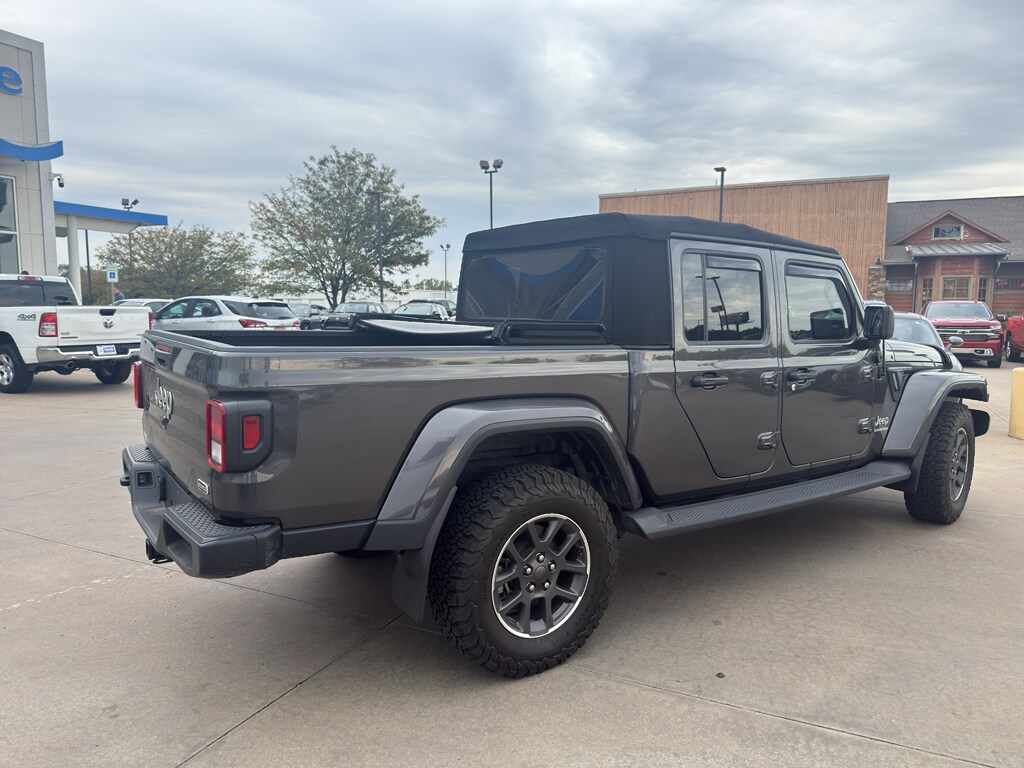2020 Jeep Gladiator Overland photo 2