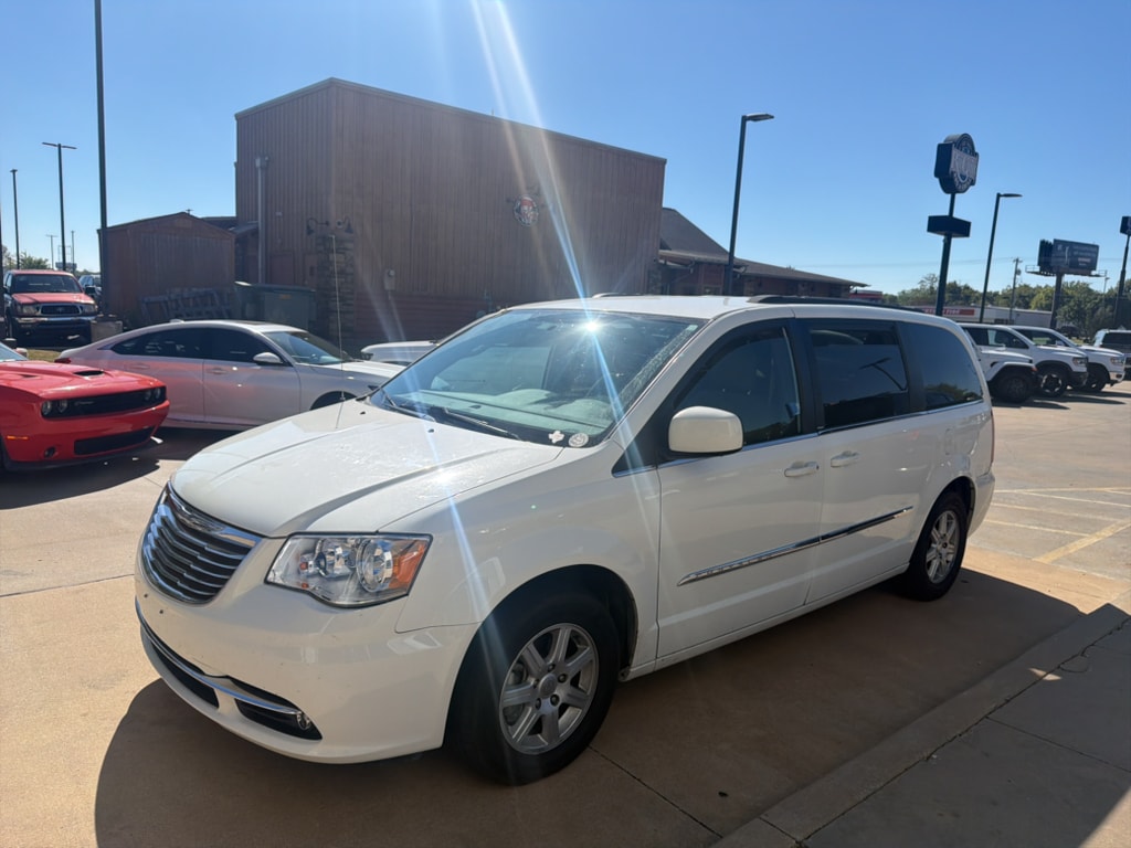 2011 Chrysler Town & Country