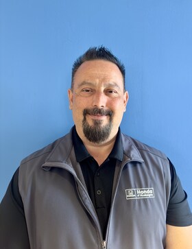 Staff member Josh Price from ID_3443801066de
