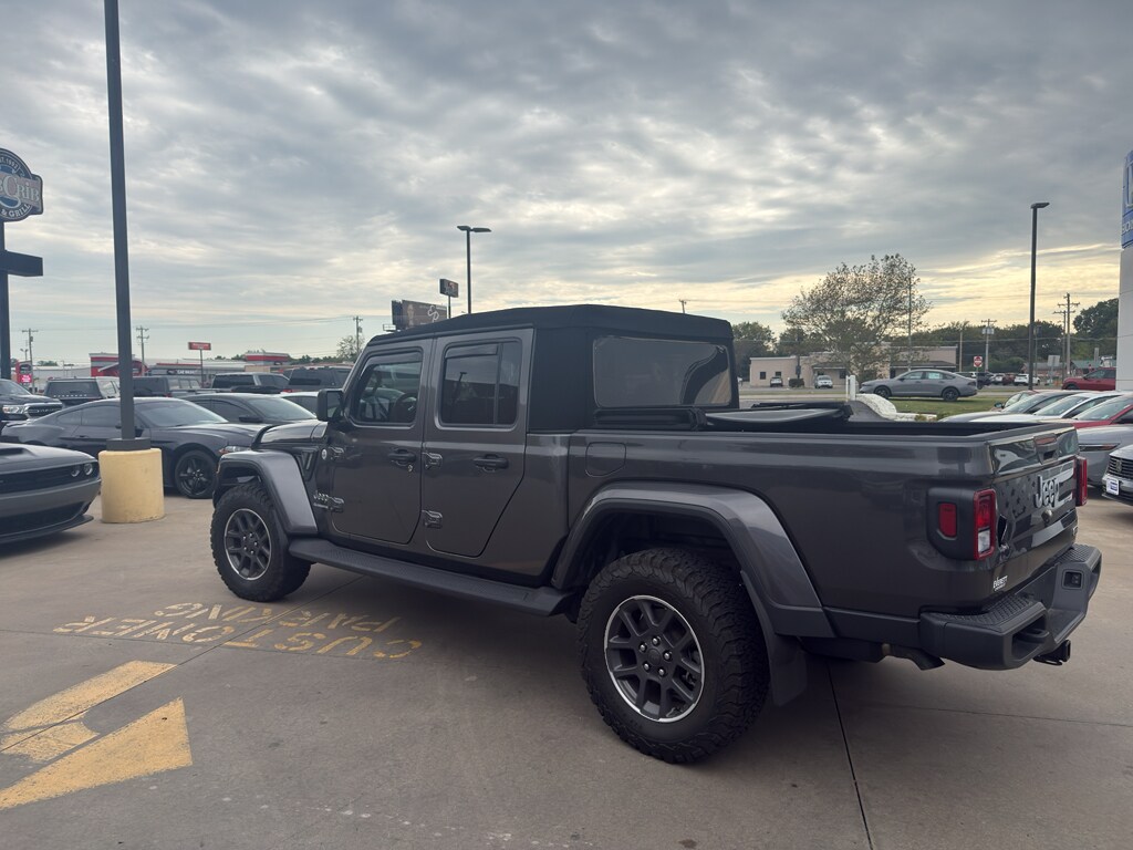2020 Jeep Gladiator Overland photo 3