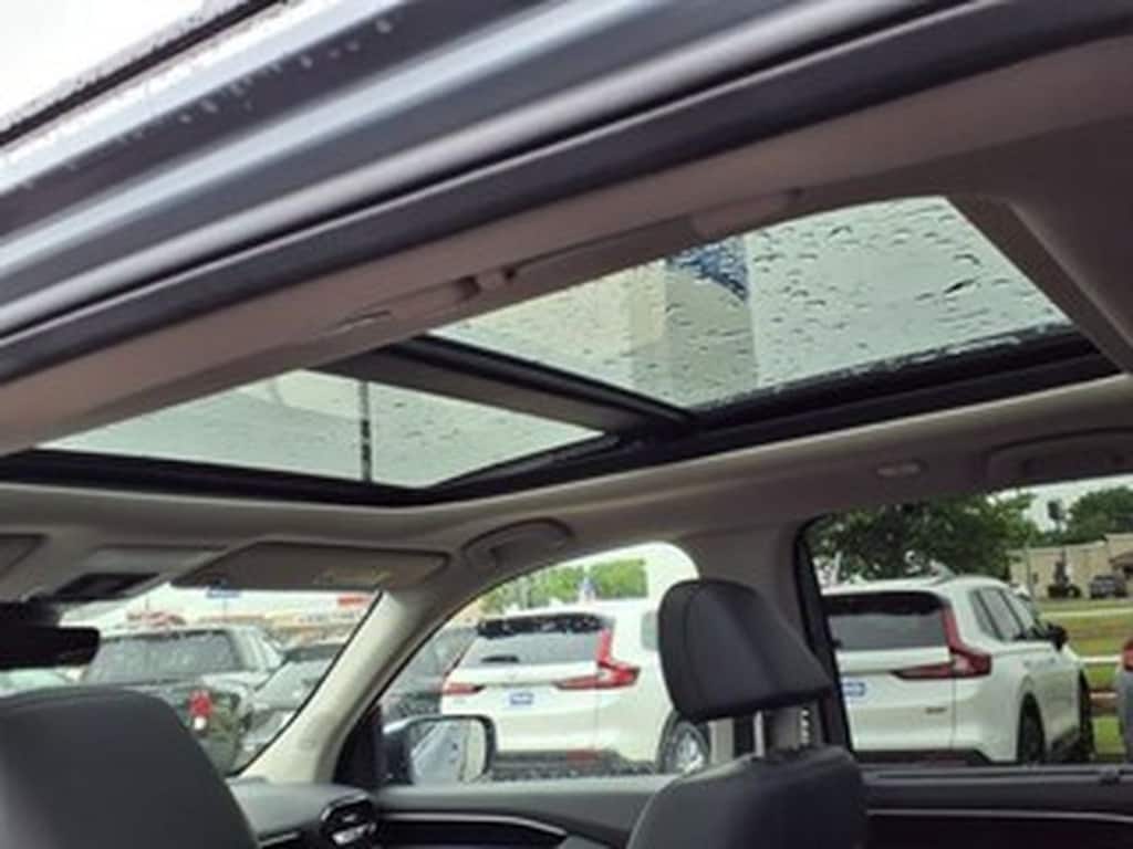 New 2025 Honda Pilot Touring+ Sport Utility