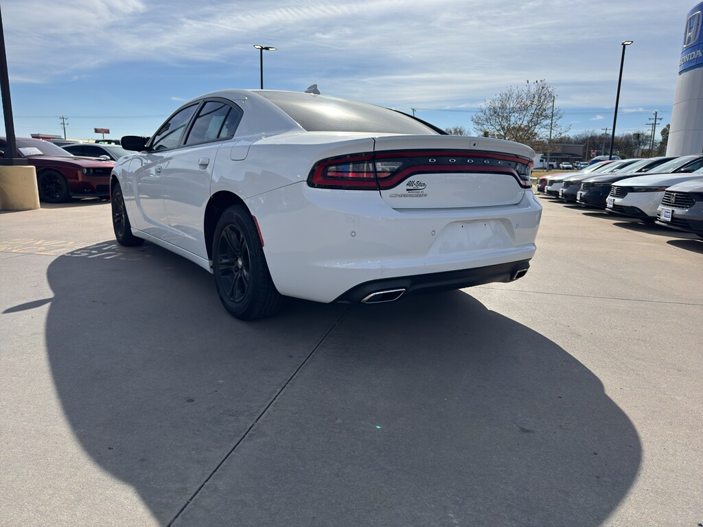 2023 Dodge Charger SXT photo 3