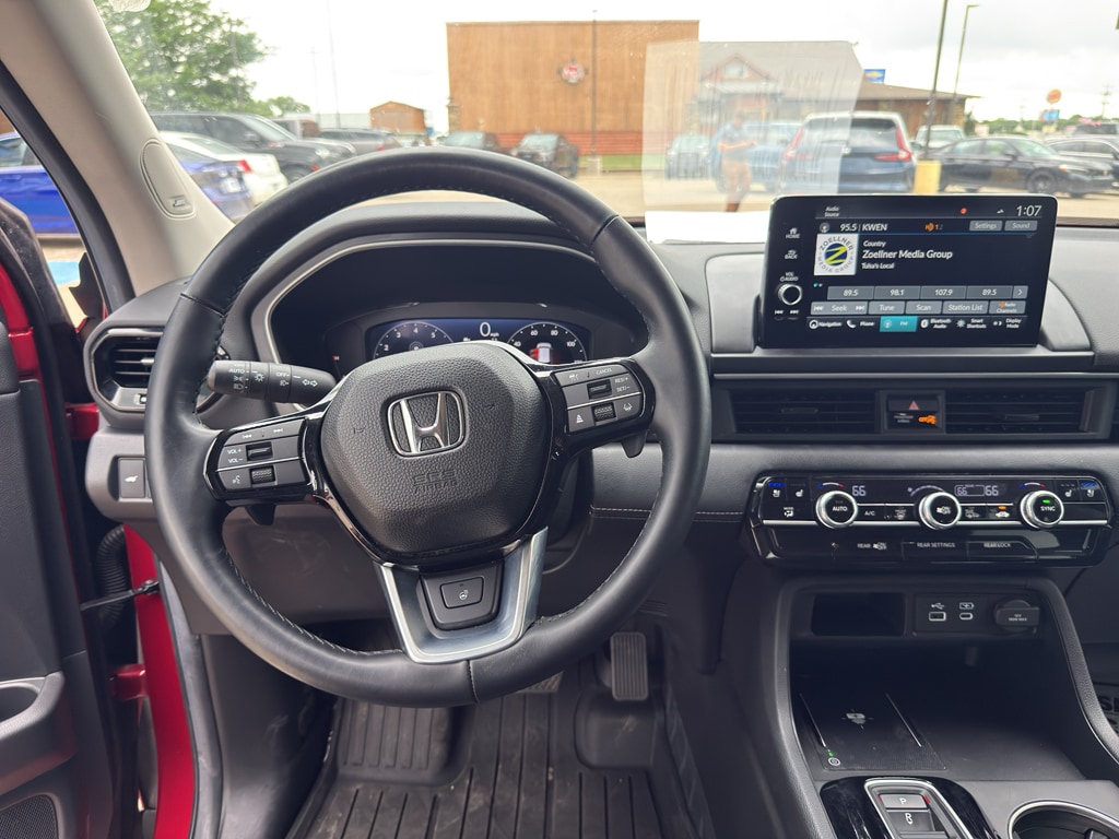 2025 Honda Pilot Elite - Photo 9
