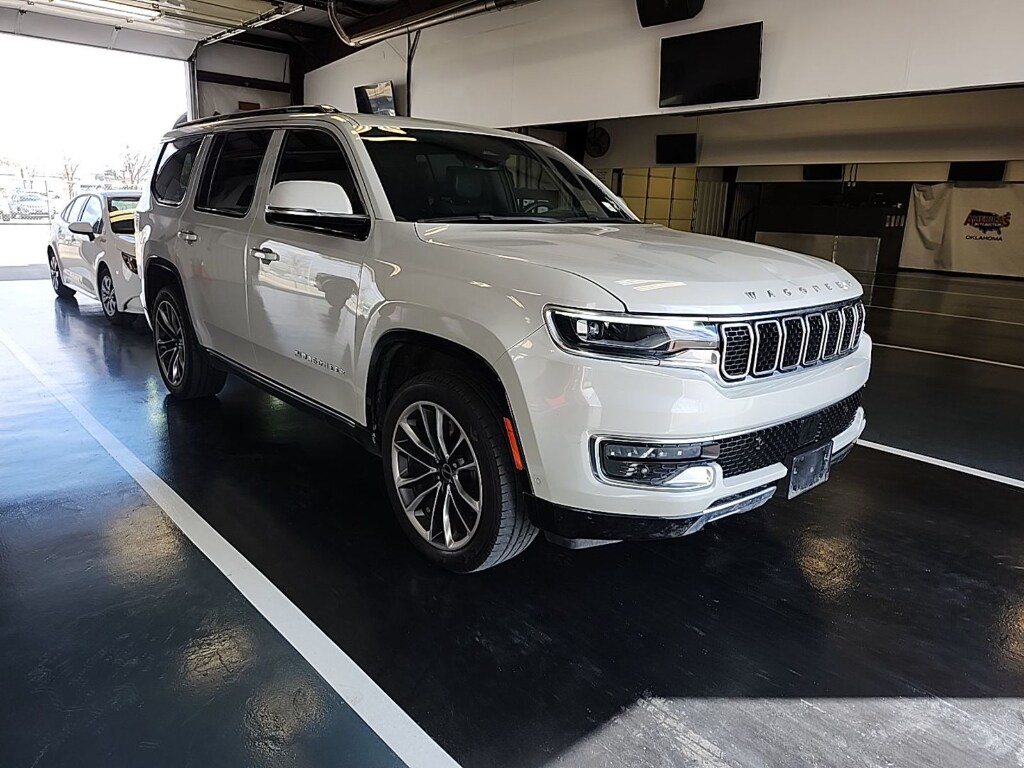 Used 2022 Jeep Wagoneer Series III Sport Utility
