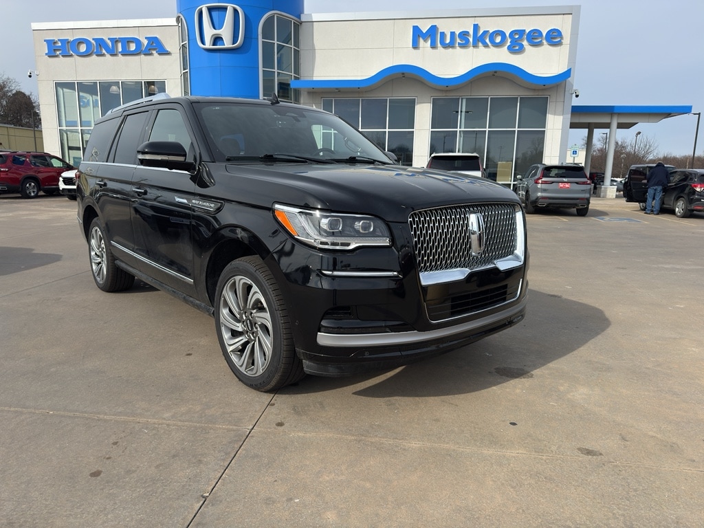 2024 Lincoln Navigator