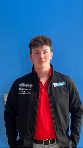 Staff member Corbyn King from ID_3443801066de