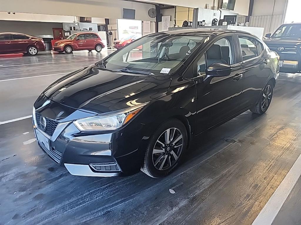 2021 Nissan Versa SV photo 2