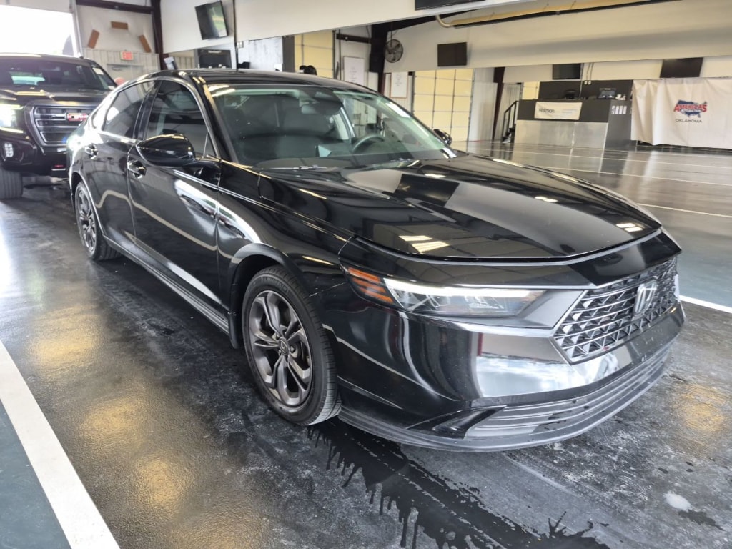 2023 Honda Accord 1.5T EX w/o BSI CVT's photo
