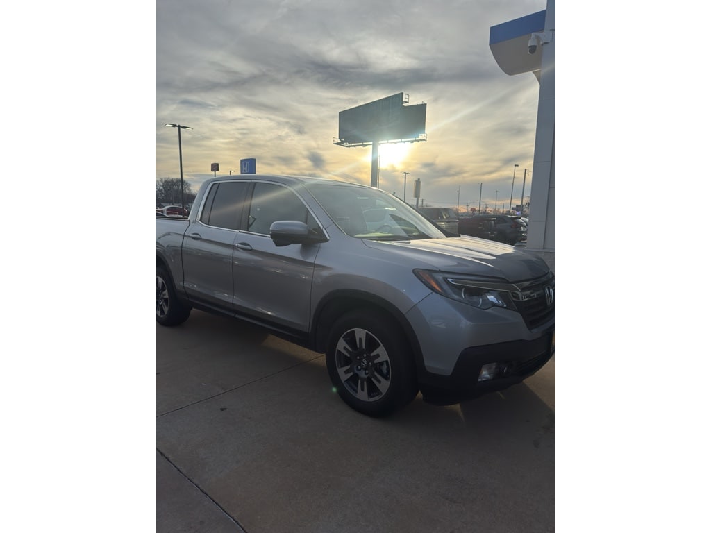 2017 Honda Ridgeline Crew Cab 