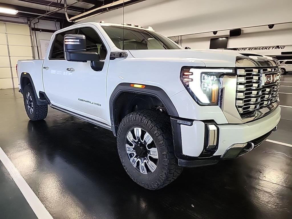Used 2024 GMC Sierra Denali Cab; Crew