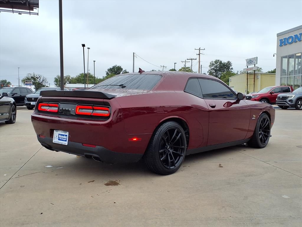 2023 Dodge Challenger R/T Scat Pack photo 2