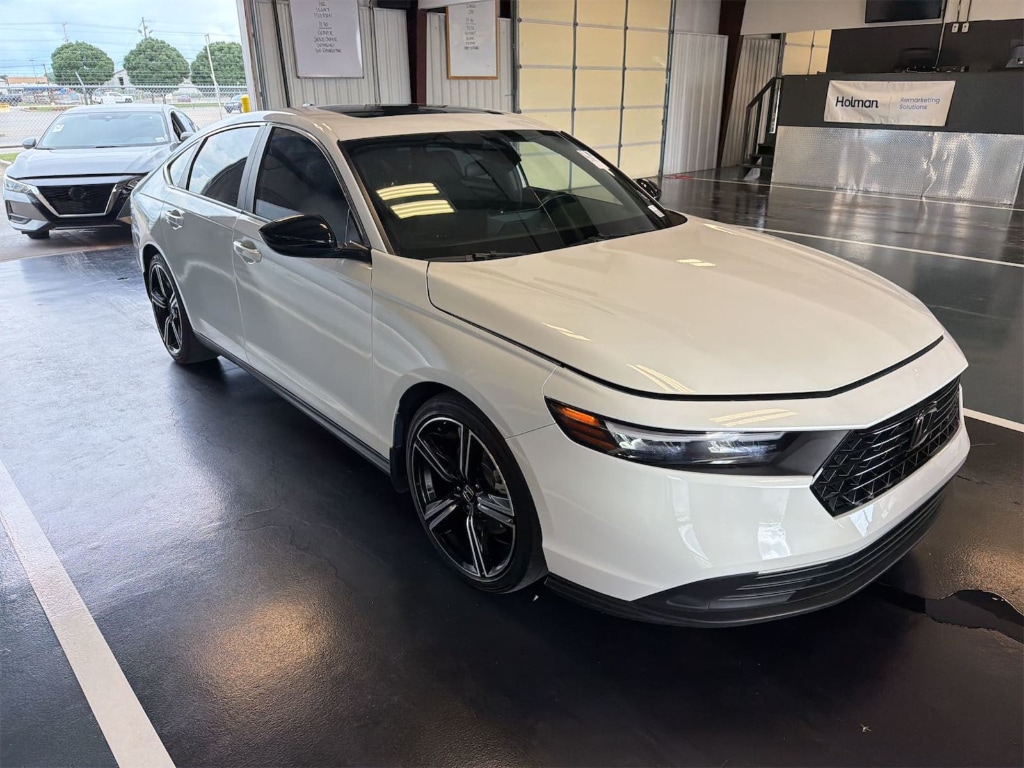 2024 Honda Accord Hybrid Sport's photo