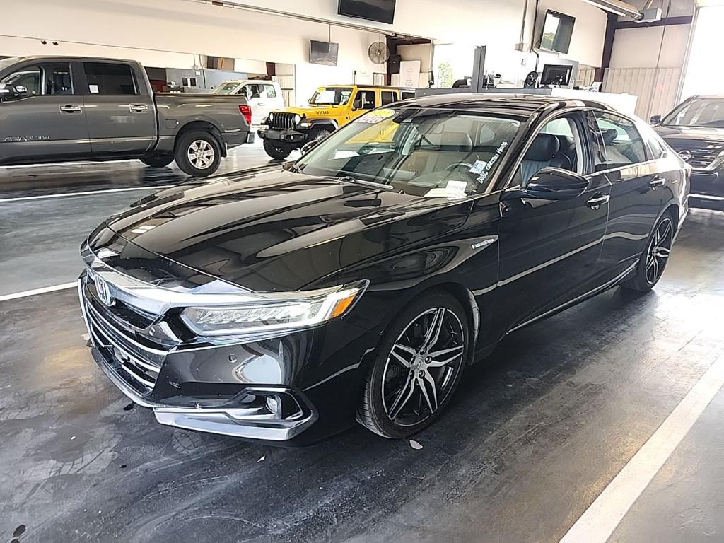 2022 Honda Accord Hybrid Touring photo 2