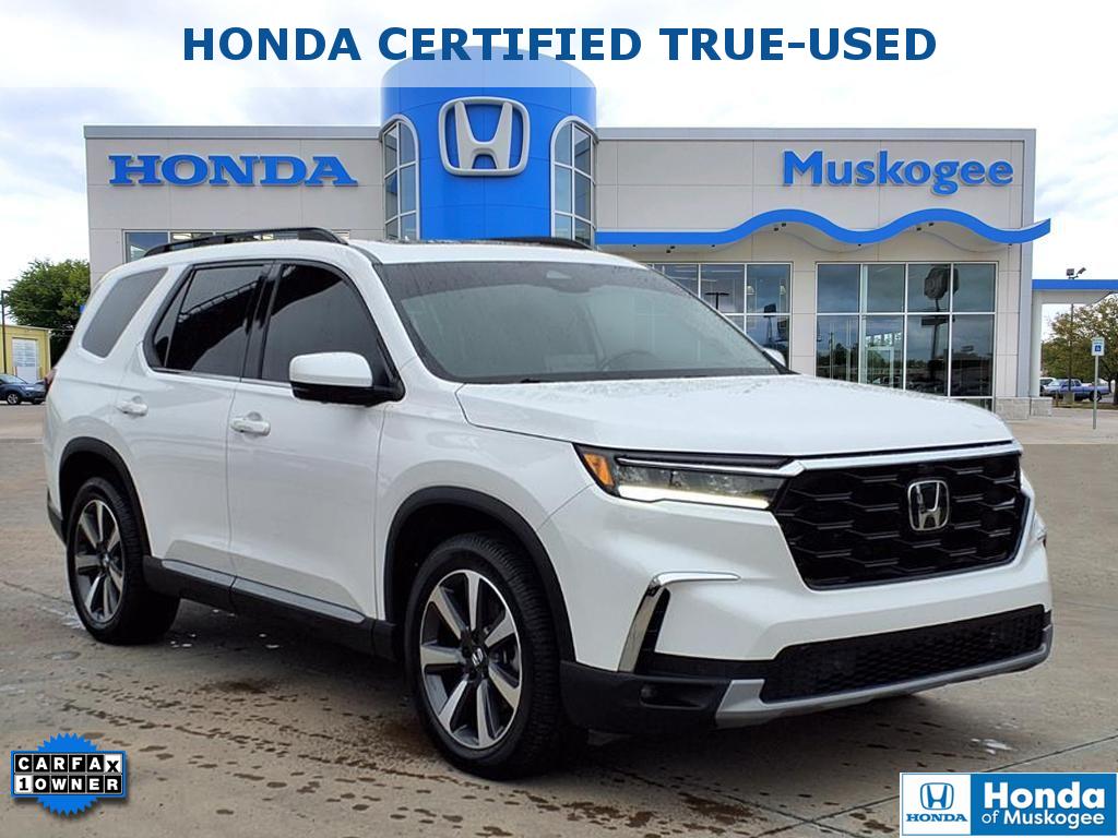 2023 Honda Pilot Elite's photo