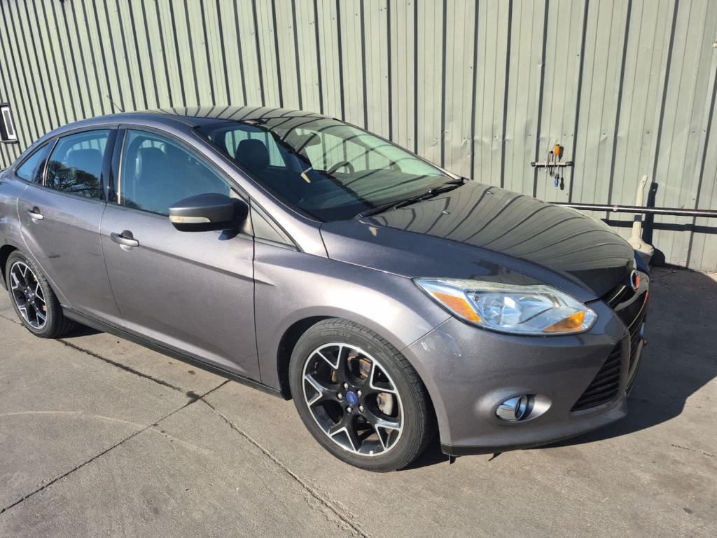 Used 2014 Ford Focus SE Sedan