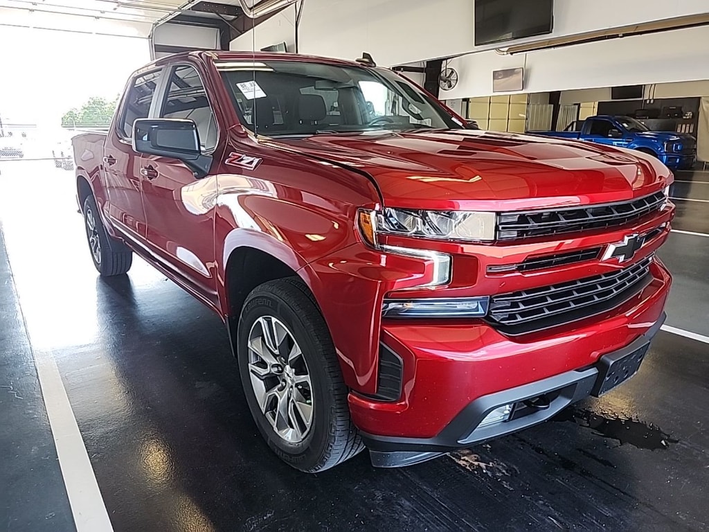 2021 Chevrolet Silverado 1500 RST 4X4 Crew Cab Short Box's photo