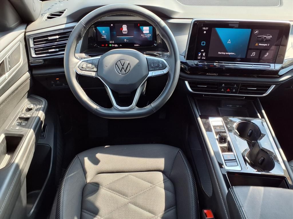 2024 Volkswagen Atlas Cross Sport SE Technology photo 3