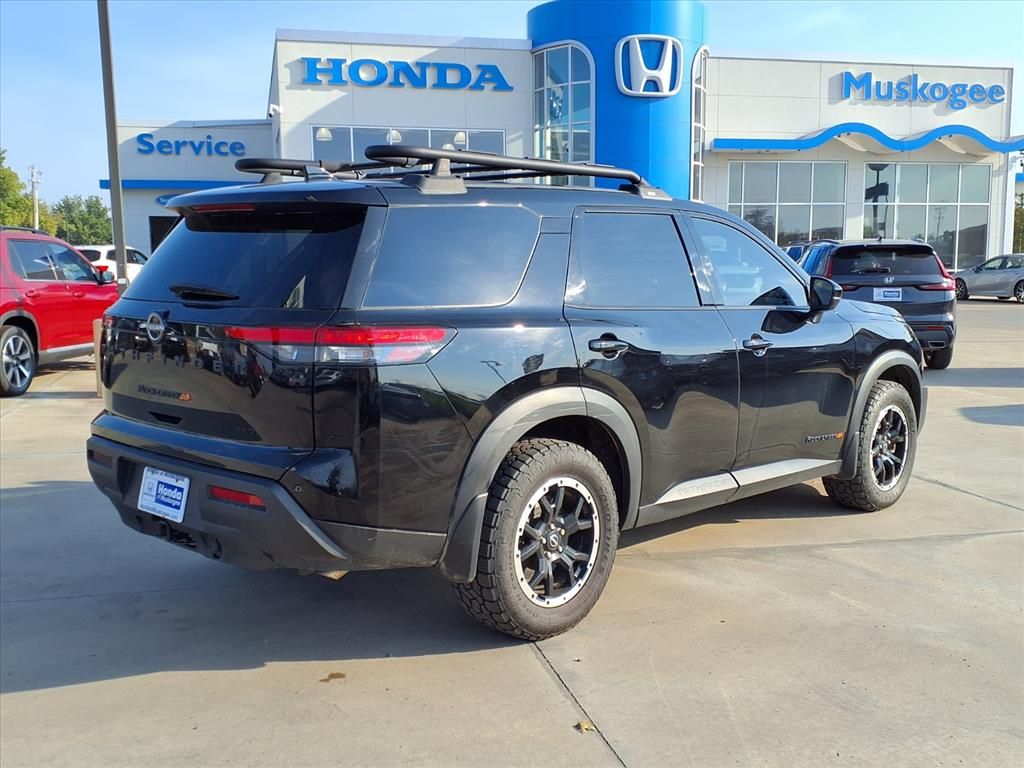 2023 Nissan Pathfinder Rock Creek photo 2