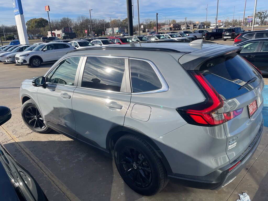 2025 Honda CR-V Hybrid Sport-L photo 3