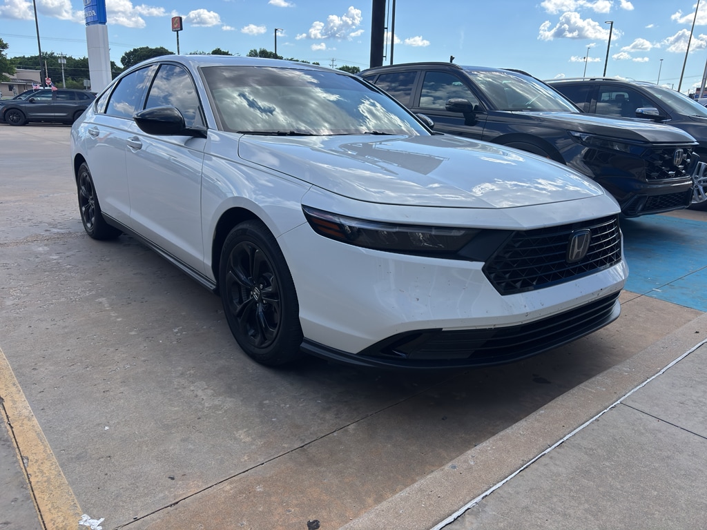 2025 Honda Accord 1.5T SE CVT's photo