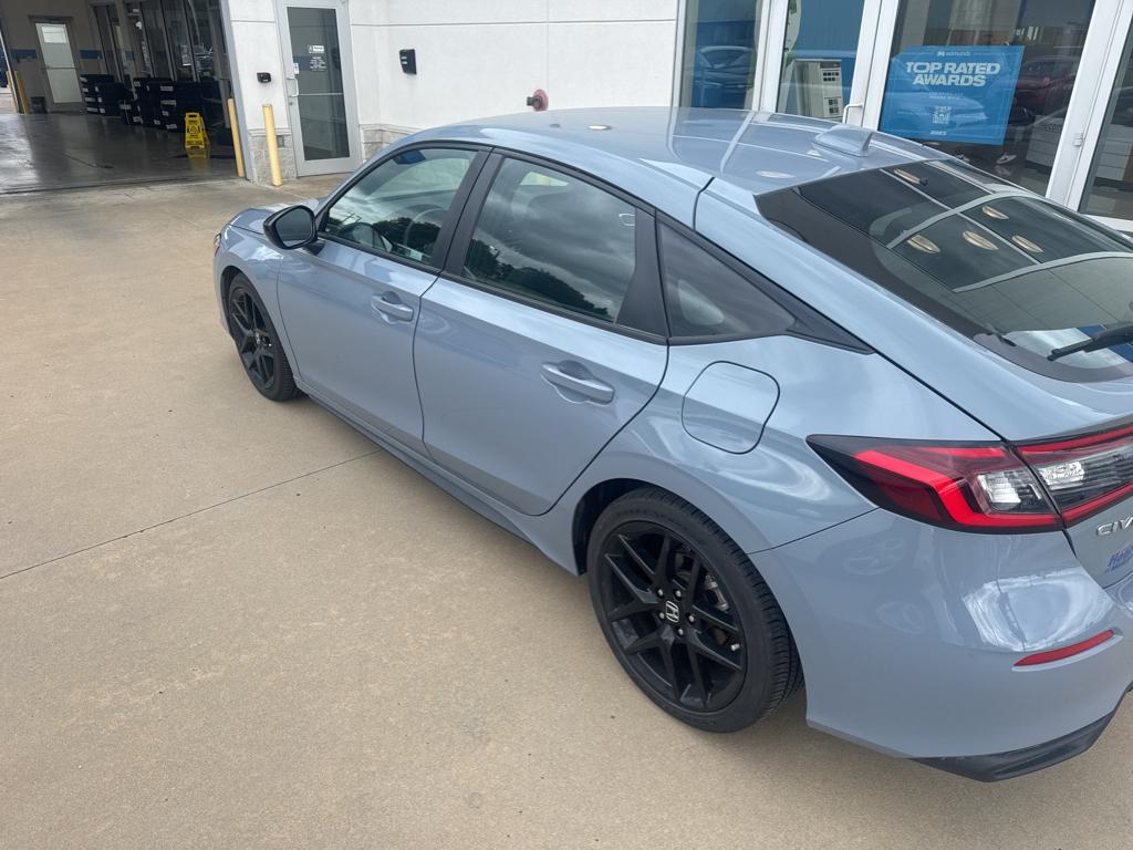 2024 Honda Civic Sport photo 3