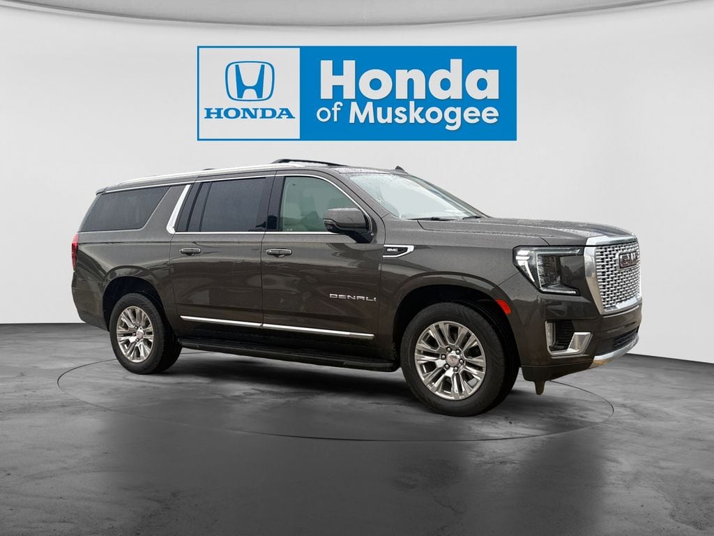 2021 GMC Yukon Denali AWD's photo