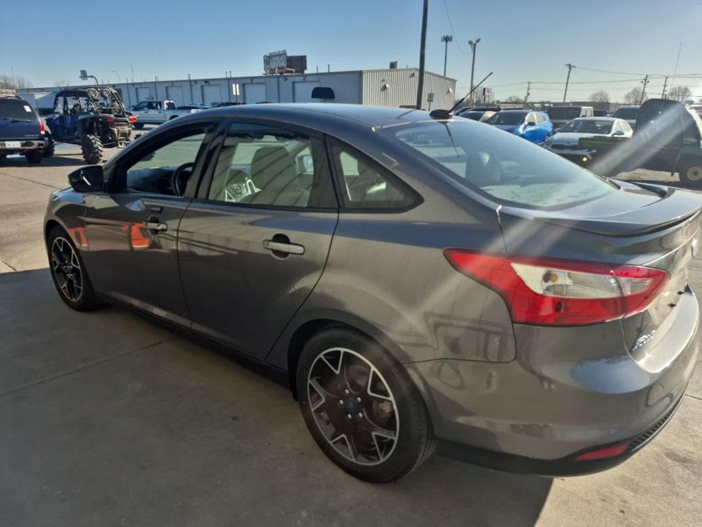 Used 2014 Ford Focus SE Sedan