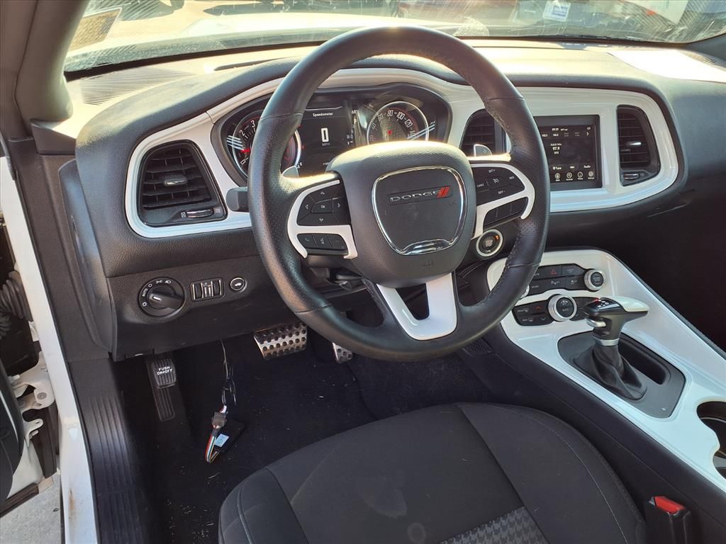 2023 Dodge Challenger R/T photo 3