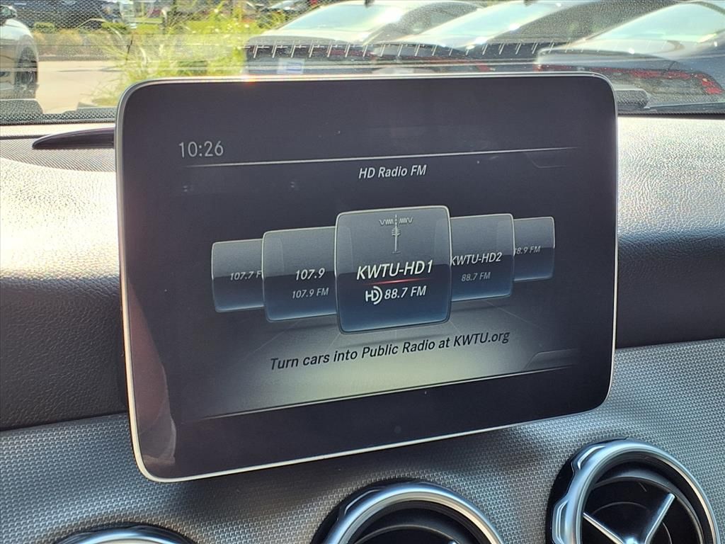 2020 Mercedes Benz GLA 250 4MATIC photo 4