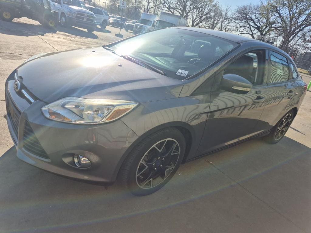 Used 2014 Ford Focus SE Sedan