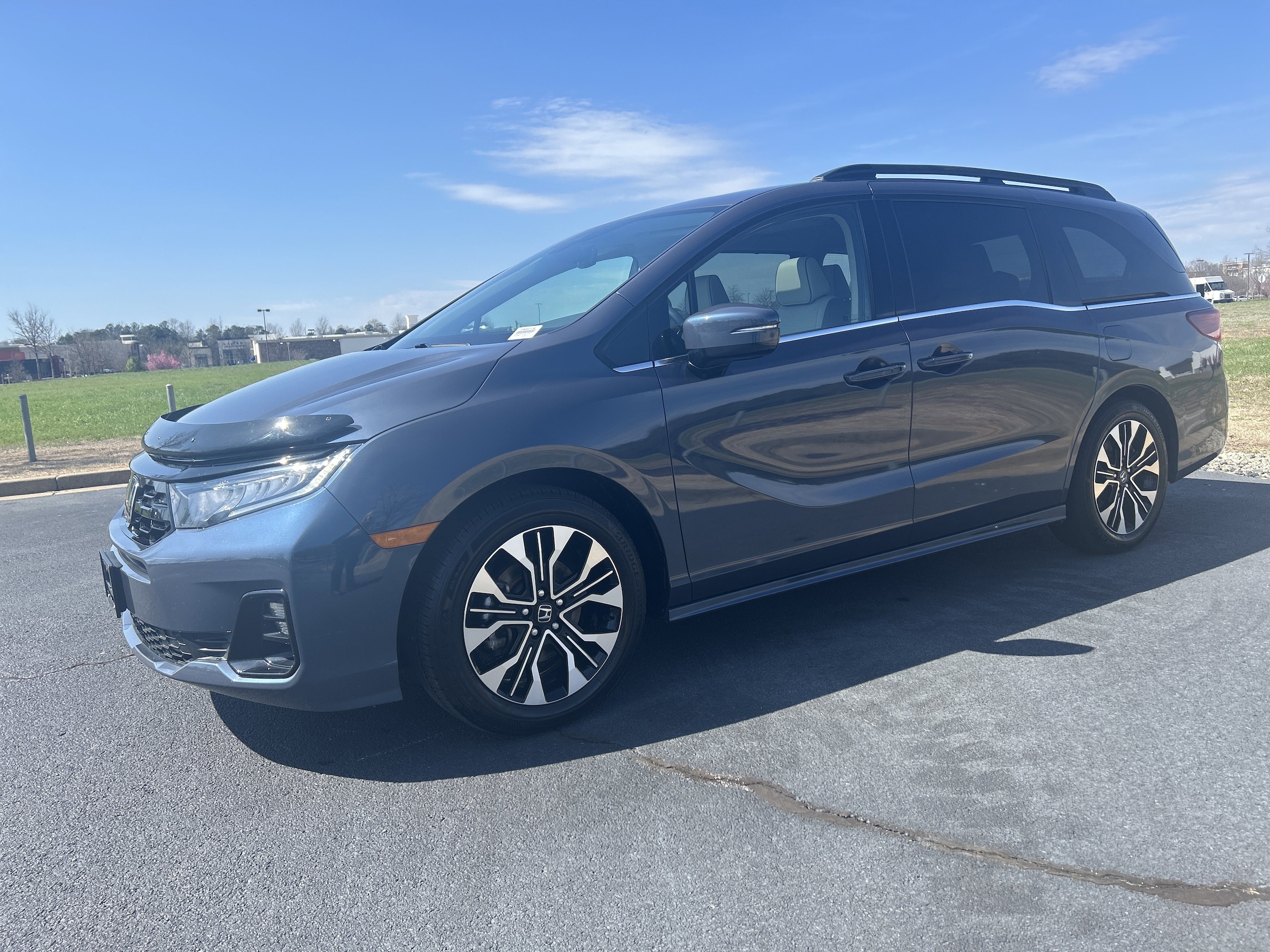 2025 Honda Odyssey Elite photo 4