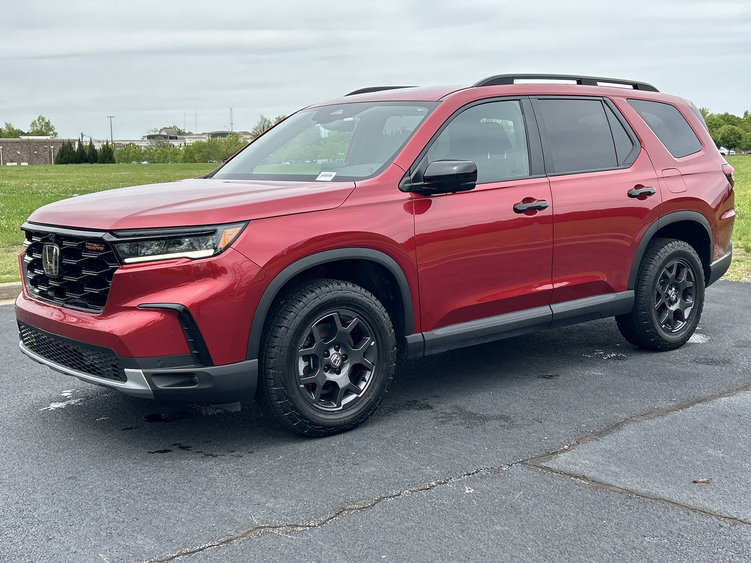 2025 Honda Pilot TrailSport photo 4