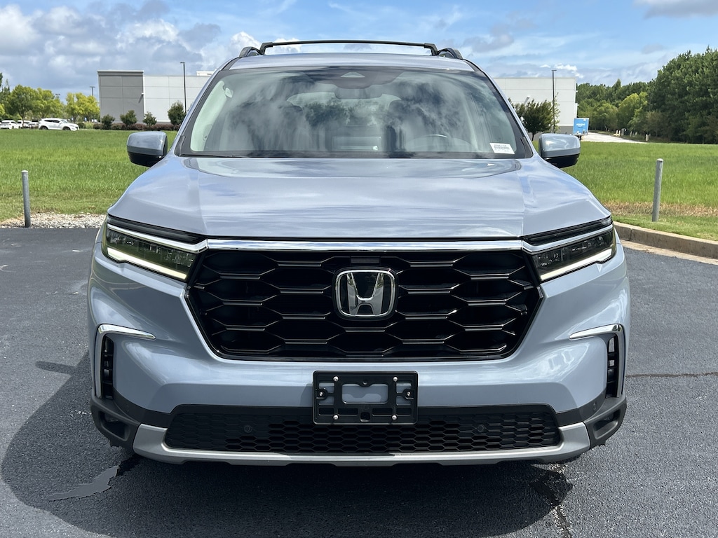 Certified 2025 Honda Pilot Touring SUV
