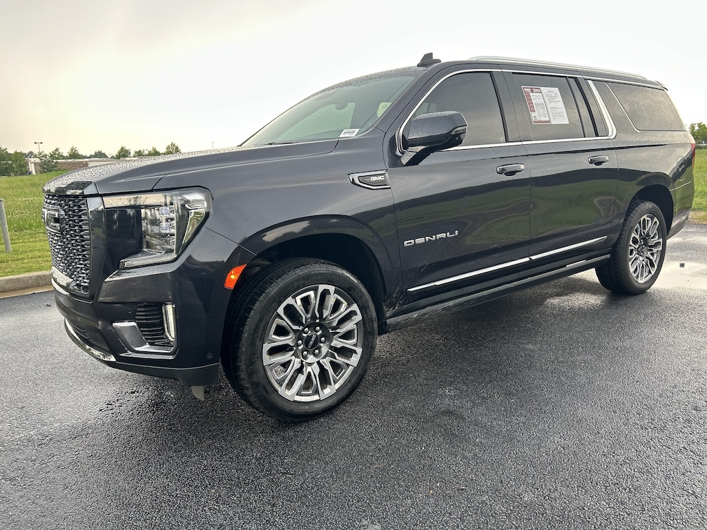 Used 2023 GMC Yukon XL Denali Ultimate SUV