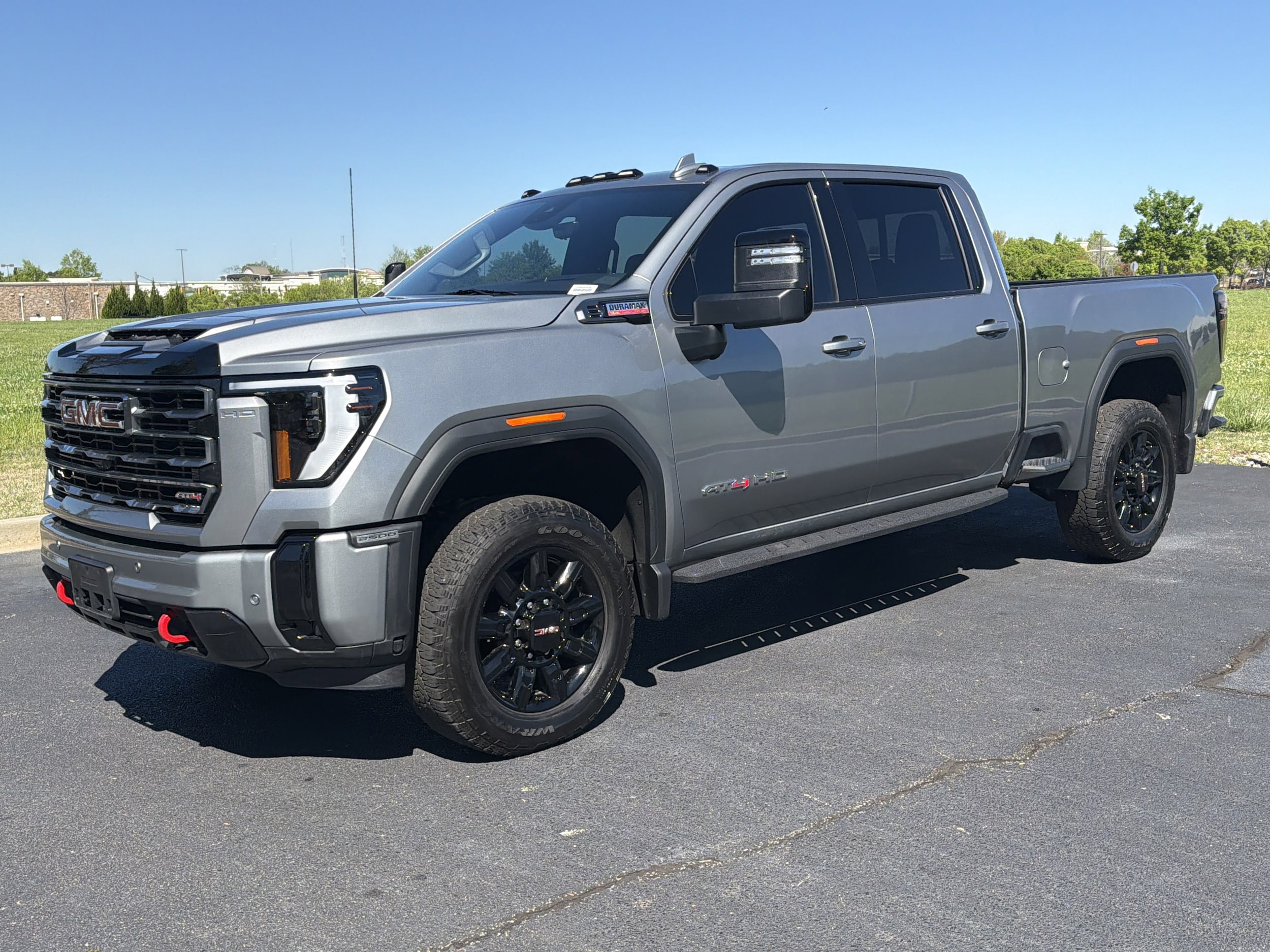 2025 GMC Sierra 2500 HD AT4 photo 4