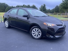 2018 Toyota Corolla LE Sedan