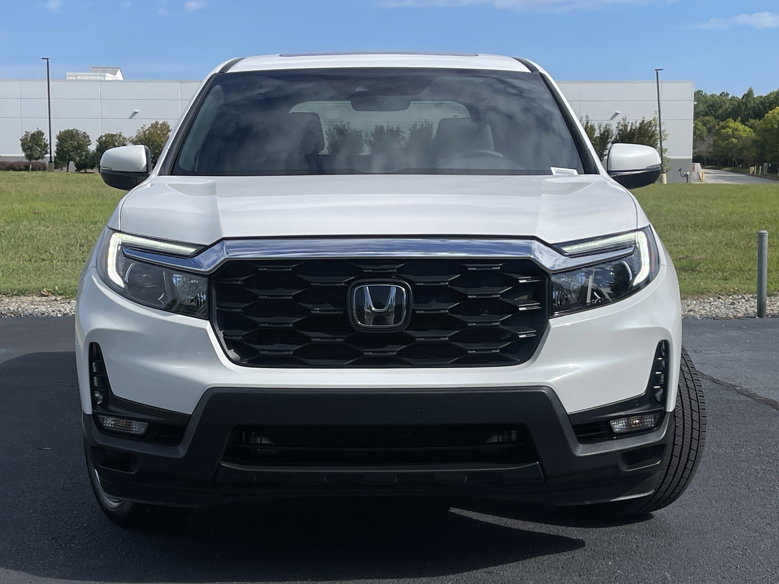 2024 Honda Passport EX-L photo 2