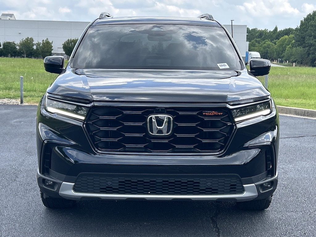 Certified 2025 Honda Pilot TrailSport SUV